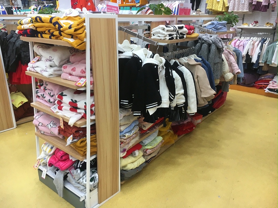 母婴店货架