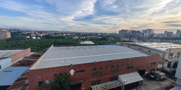 零食展柜口碑好定制企业：吉秀尔货架工厂的卓越之道