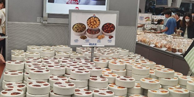 生鲜零食货架怎么选？选对陈列，让顾客一眼看见，让销量一路飙升——既吸睛又吸睛